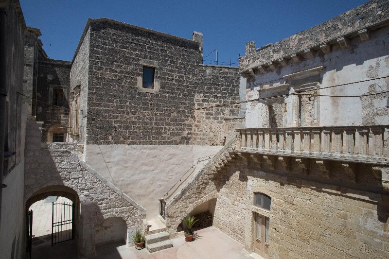 Historia- Dimore Corte Chiesa Corigliano dʼOtranto Extérieur photo