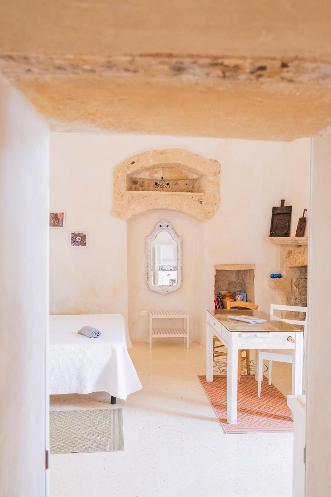 Historia- Dimore Corte Chiesa Corigliano dʼOtranto Extérieur photo