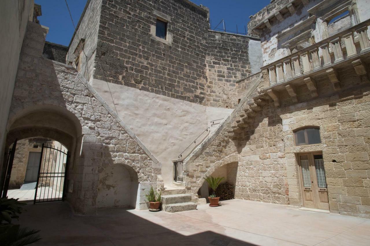 Historia- Dimore Corte Chiesa Corigliano dʼOtranto Extérieur photo