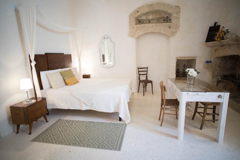 Historia- Dimore Corte Chiesa Corigliano dʼOtranto Extérieur photo